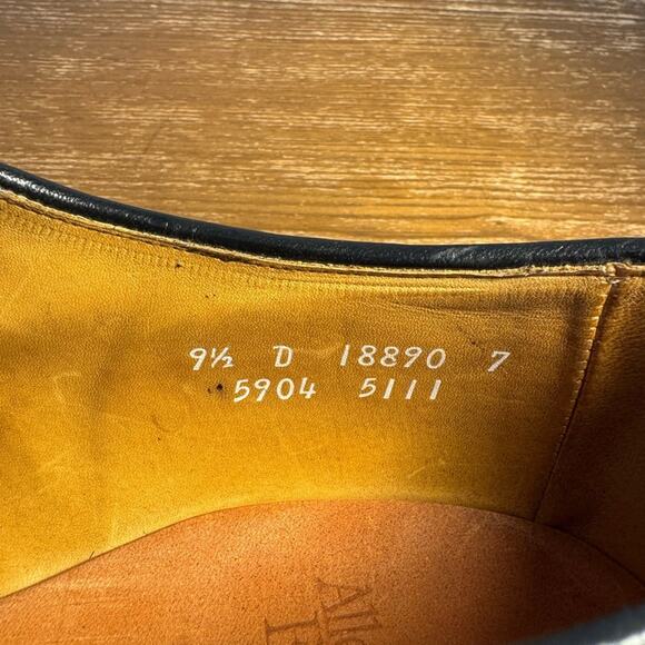 Allen Edmonds Hillcrest Derby Shoes in Black Custom Calf, size 9.5 D, LIKE NEW! - Picture 8 of 8